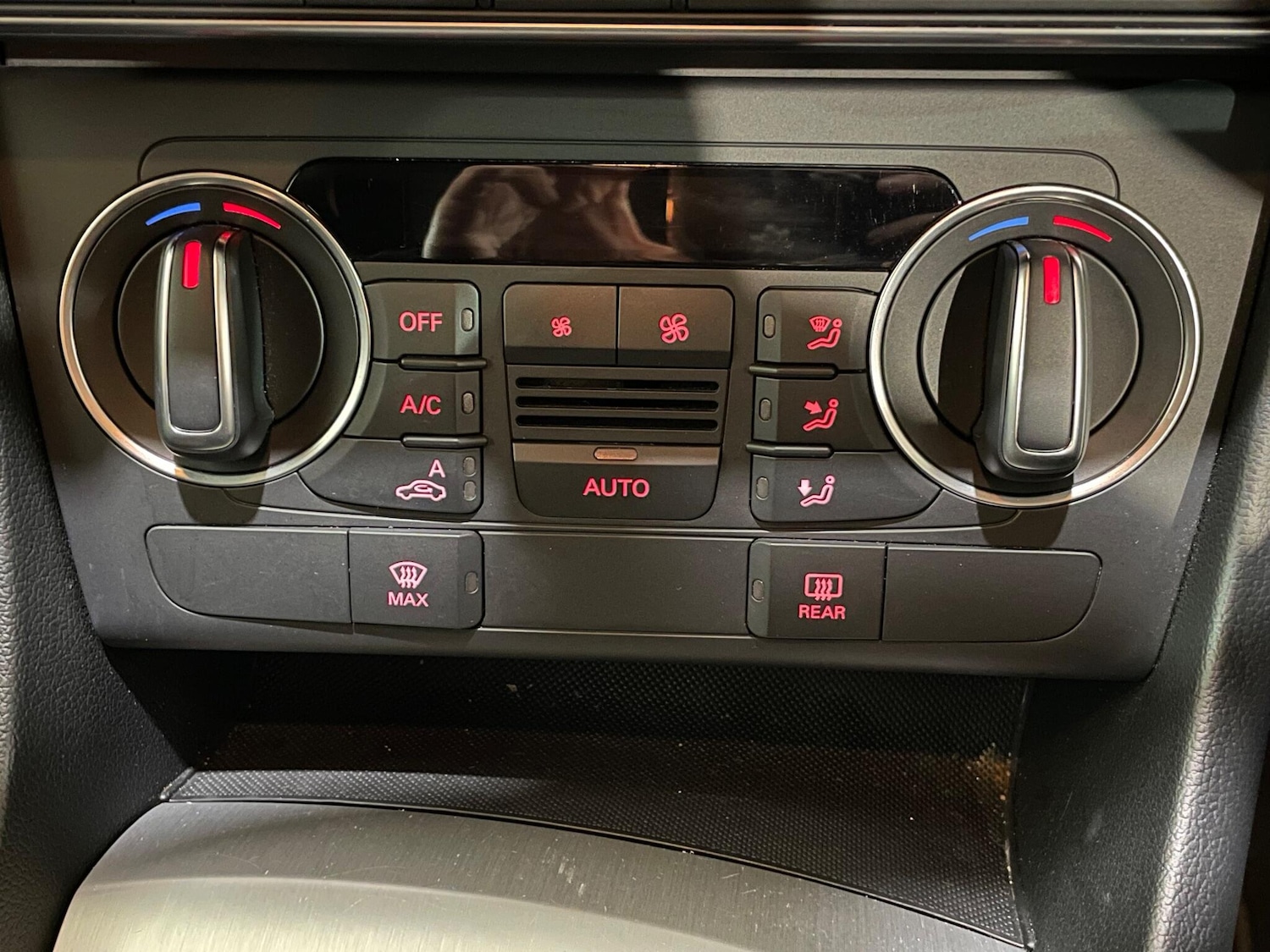 Used Audi Q3 2016 for sale - 77646137: Photo 29