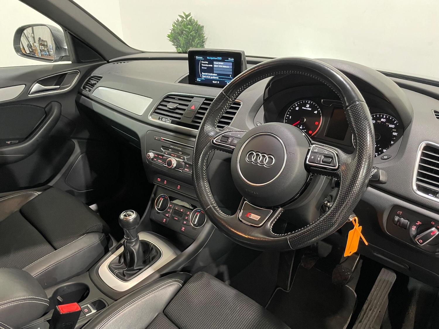 Used Audi Q3 2016 for sale - 77646137: Photo 3