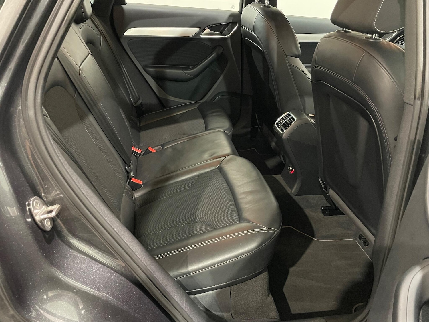 Used Audi Q3 2016 for sale - 77646137: Photo 30