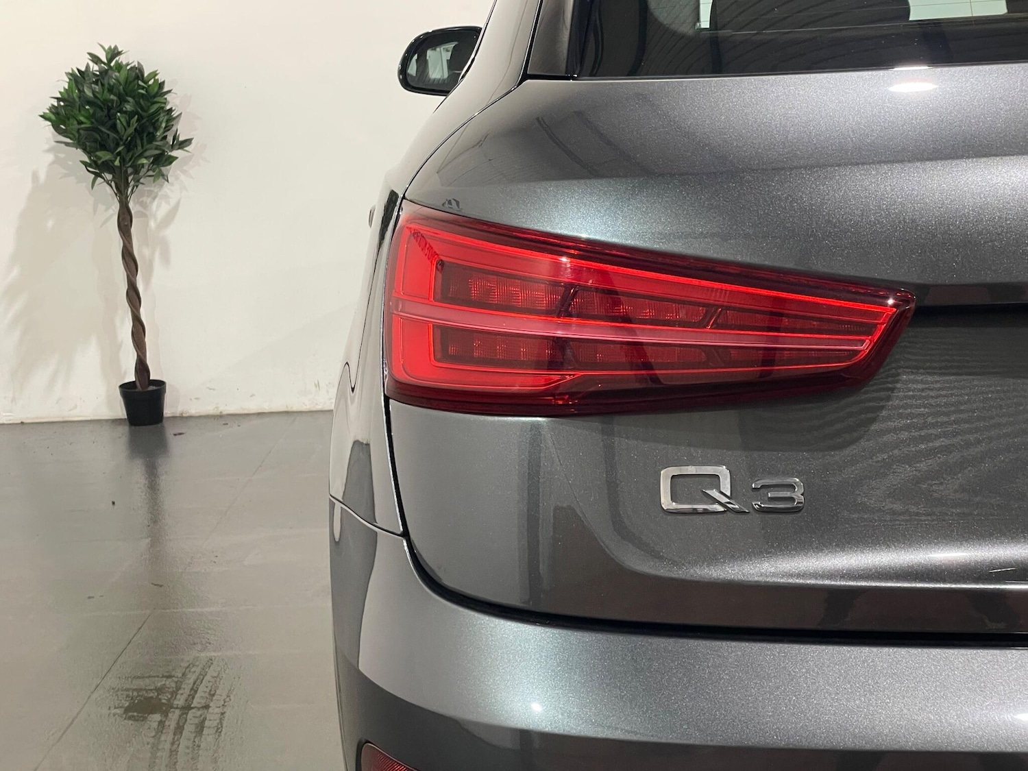 Used Audi Q3 2016 for sale - 77646137: Photo 58