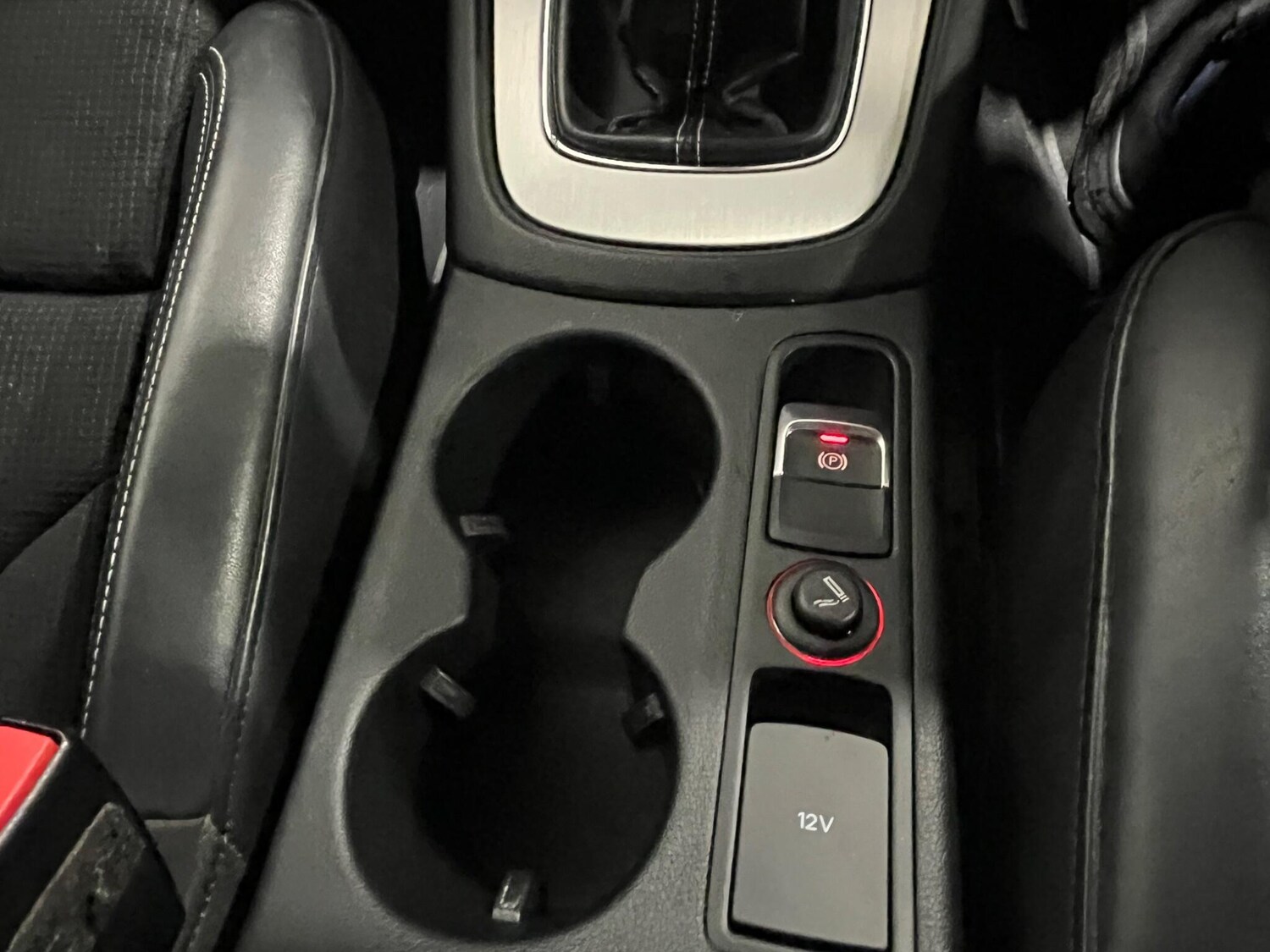 Used Audi Q3 2016 for sale - 77524751: Photo 28