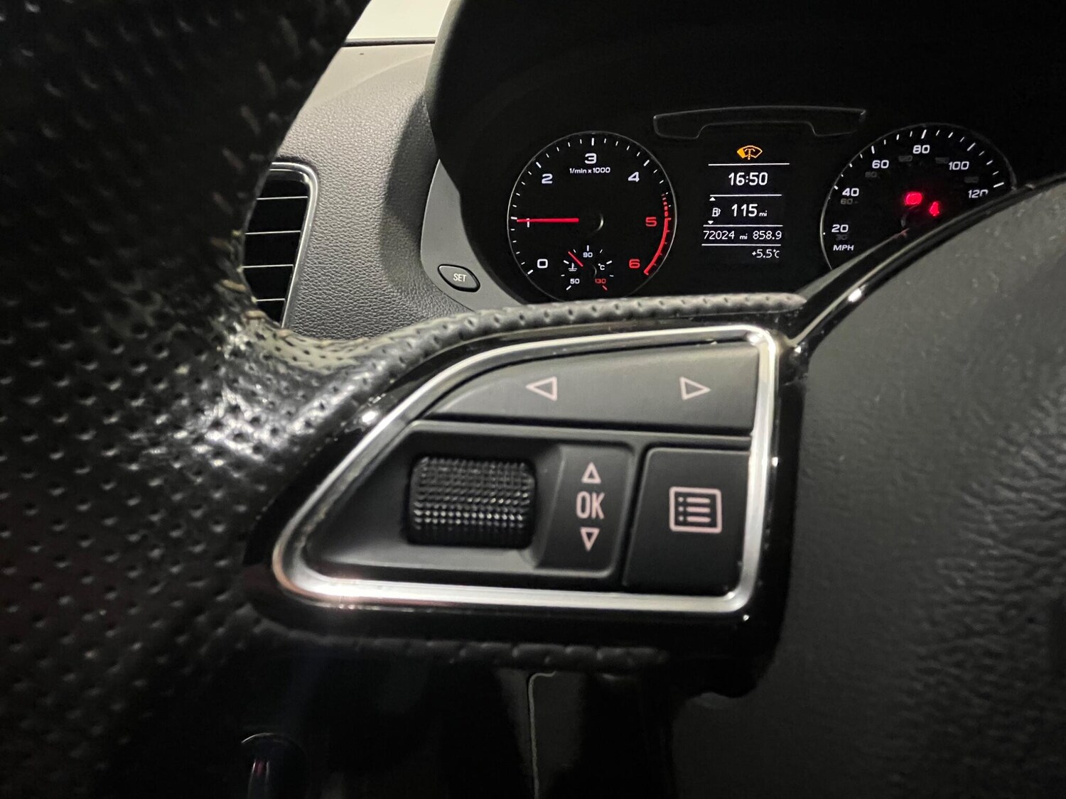 Used Audi Q3 2016 for sale - 77524751: Photo 31