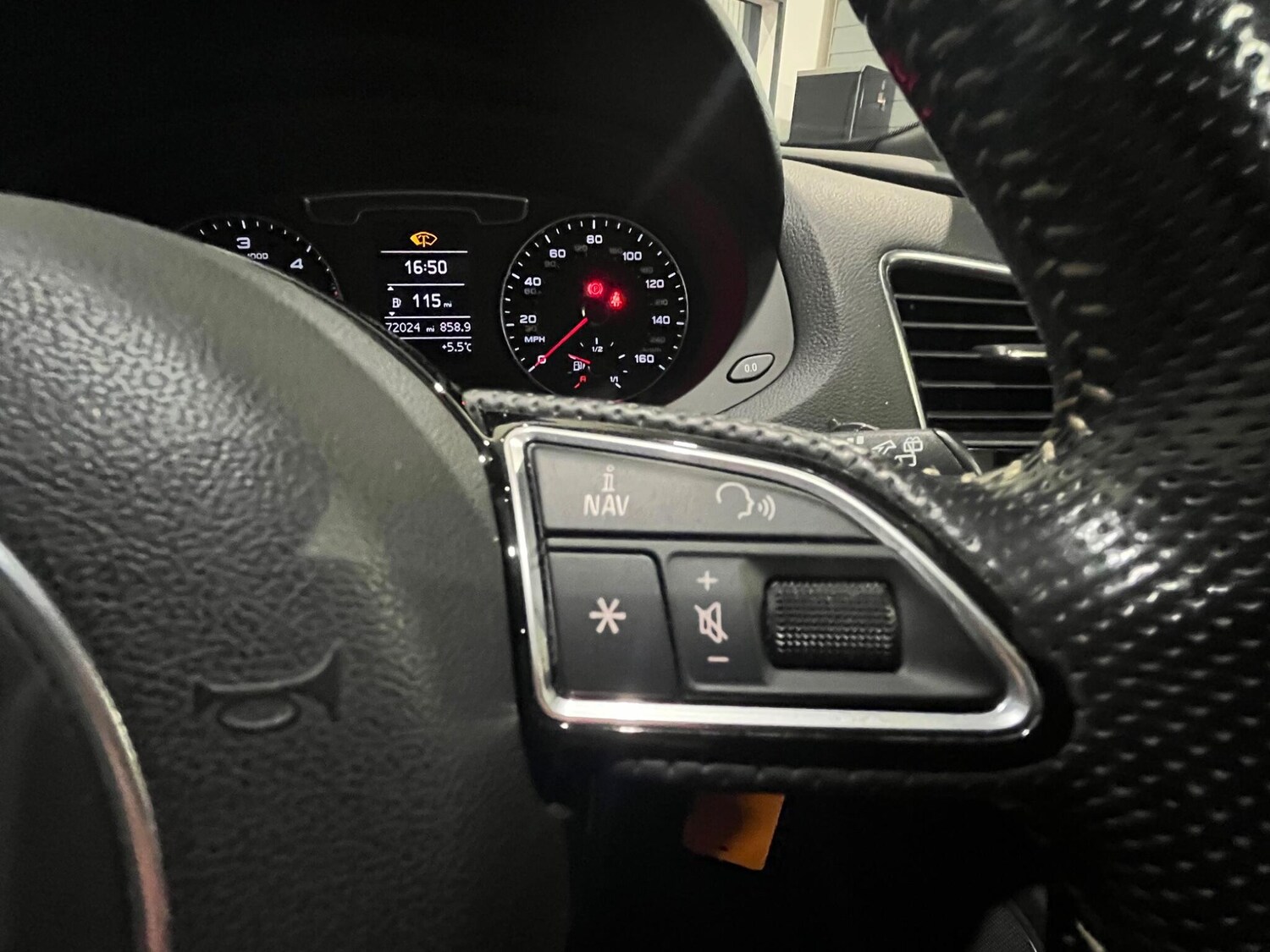 Used Audi Q3 2016 for sale - 77524751: Photo 32