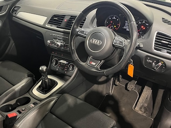 Used Audi Q3 2016 for sale - 77524751: Photo