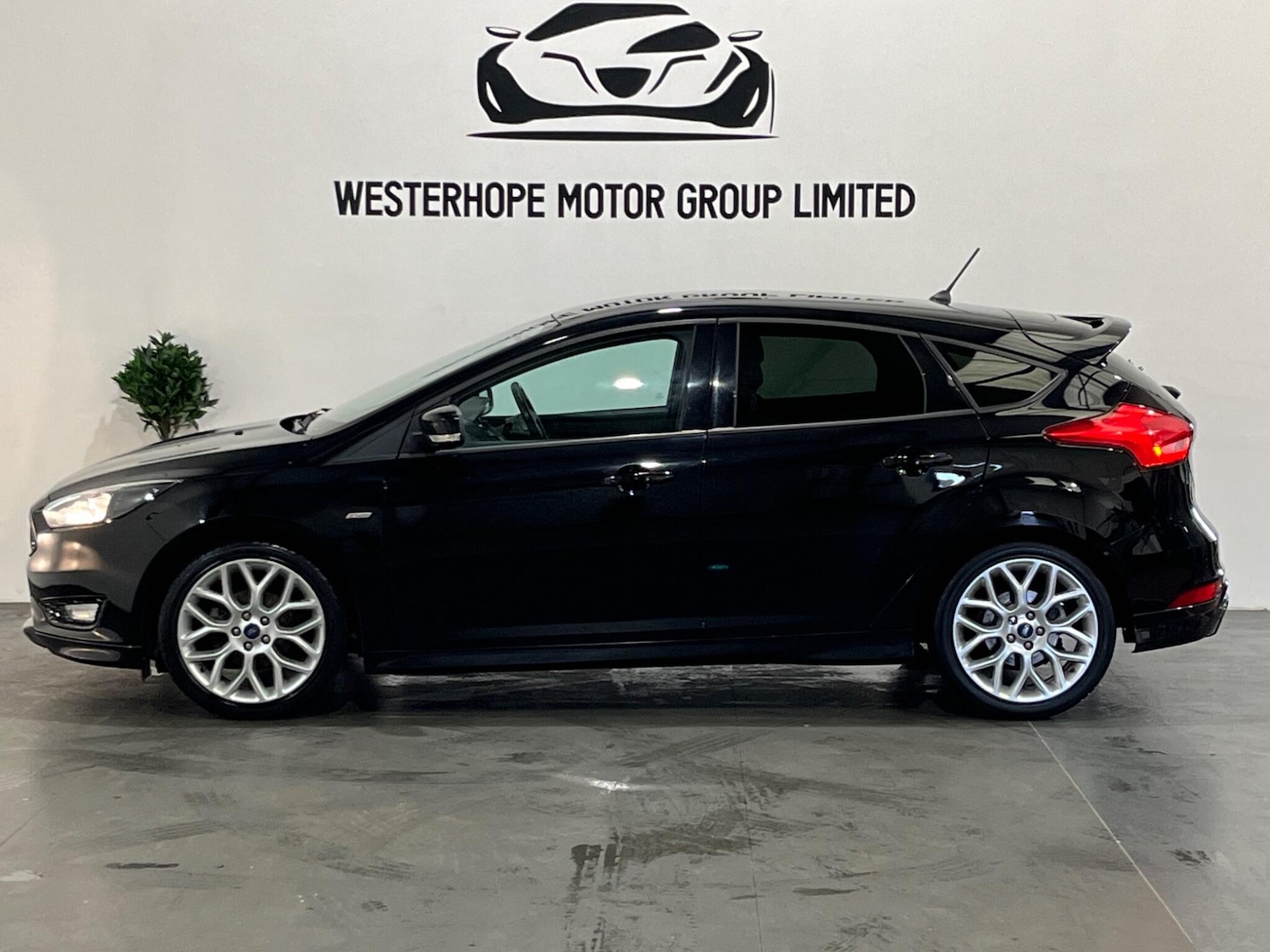 Used Ford Focus 2017 for sale - 76549827: Photo 11