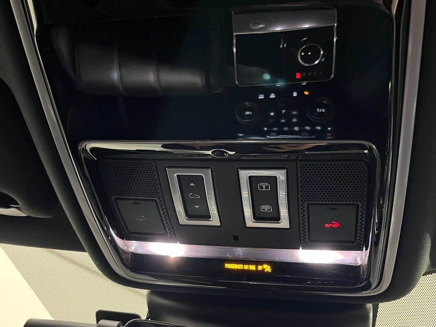 Used Land Rover Range Rover Velar 2019 for sale - 76371389: Photo 18