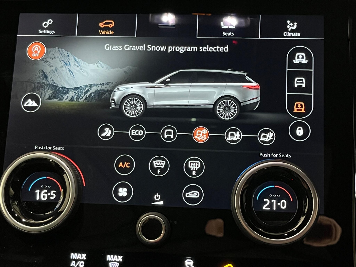 Used Land Rover Range Rover Velar 2019 for sale - 76371389: Photo 39
