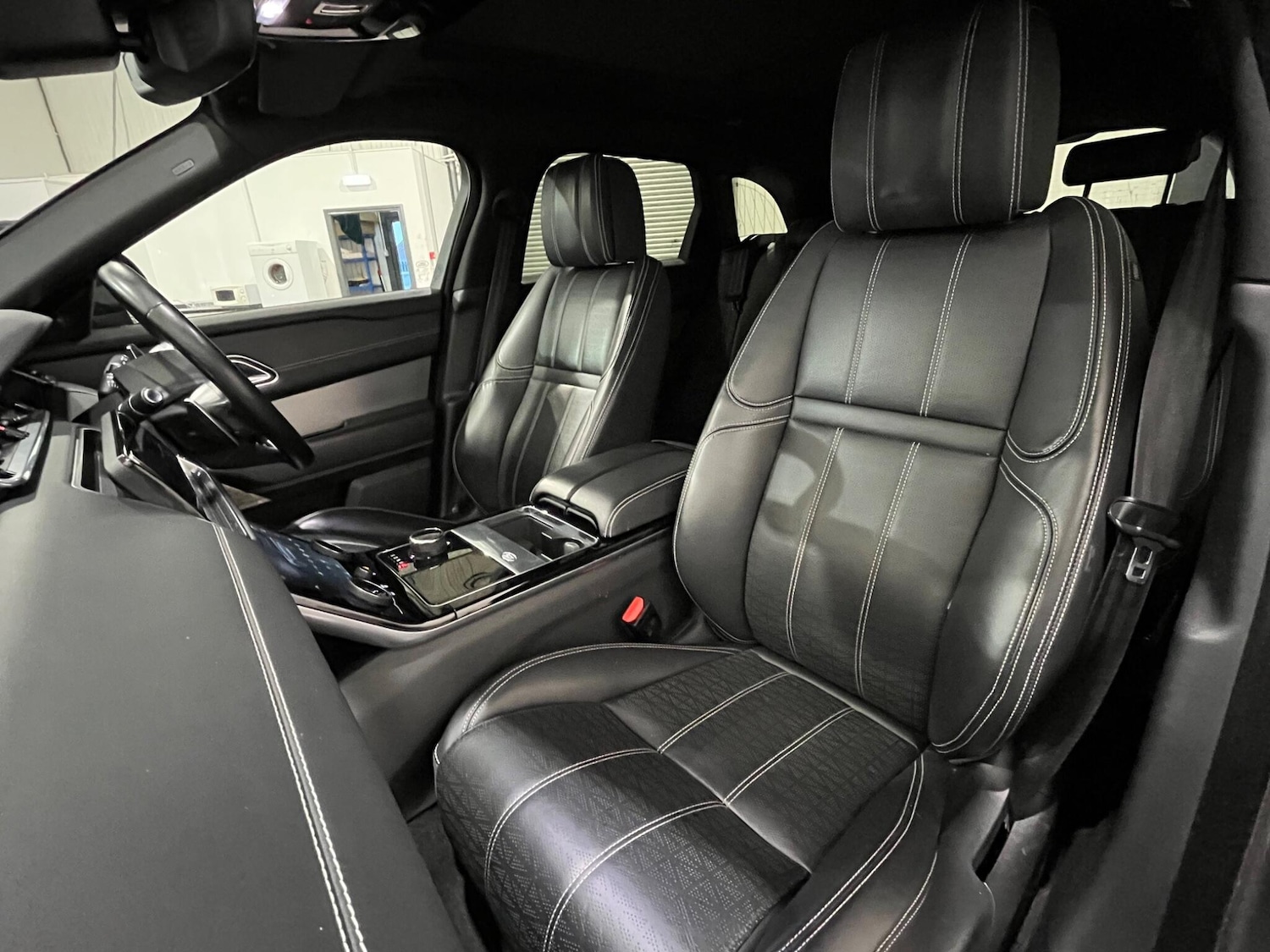 Used Land Rover Range Rover Velar 2019 for sale - 76371389: Photo 62
