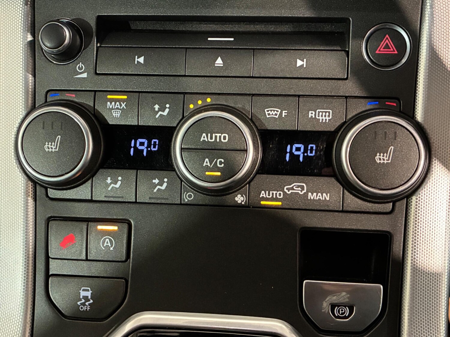 Used Land Rover Range Rover Evoque for sale - 77495994: Photo 34