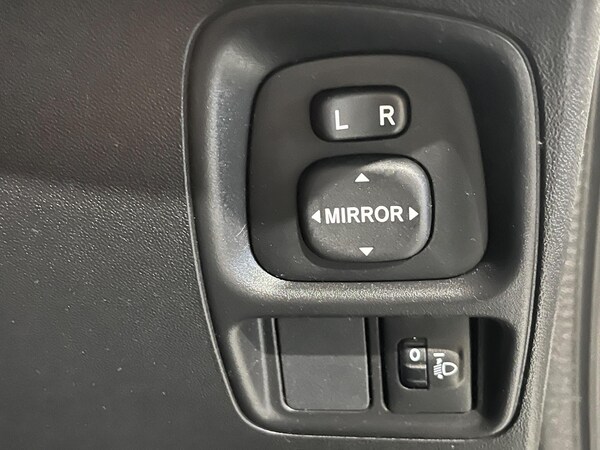 Used Toyota AYGO 2016 for sale - 76239634: Photo 27