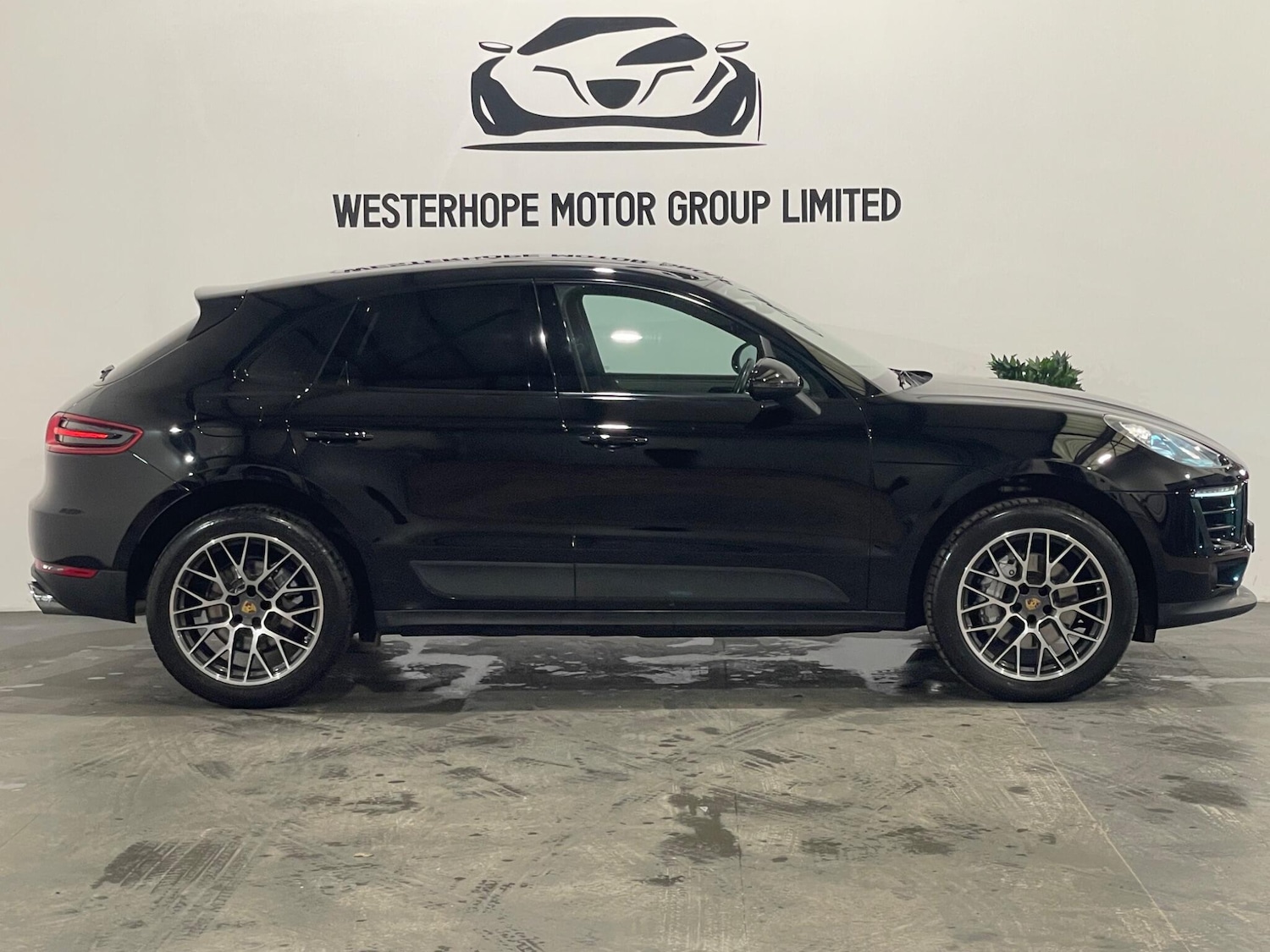 Used Porsche Macan 2017 for sale - 77940224: Photo 19