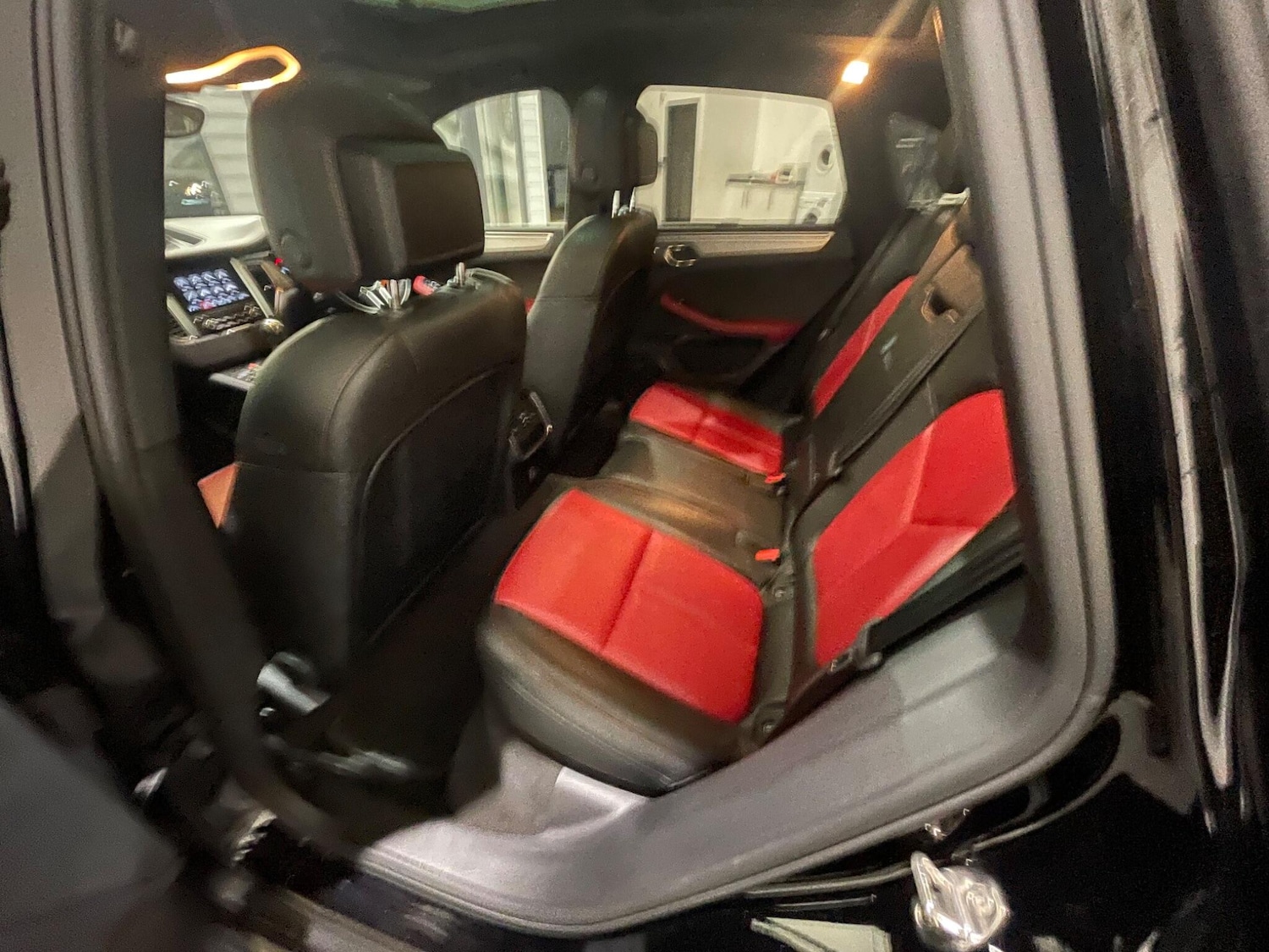 Used Porsche Macan 2017 for sale - 77940224: Photo 27