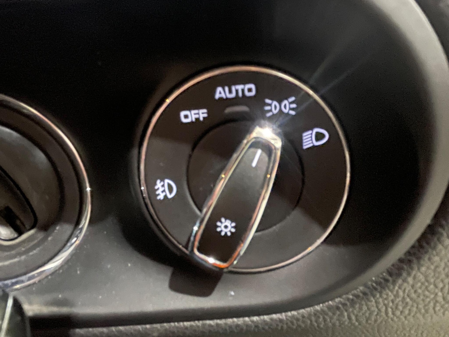 Used Porsche Macan 2017 for sale - 77940224: Photo 33