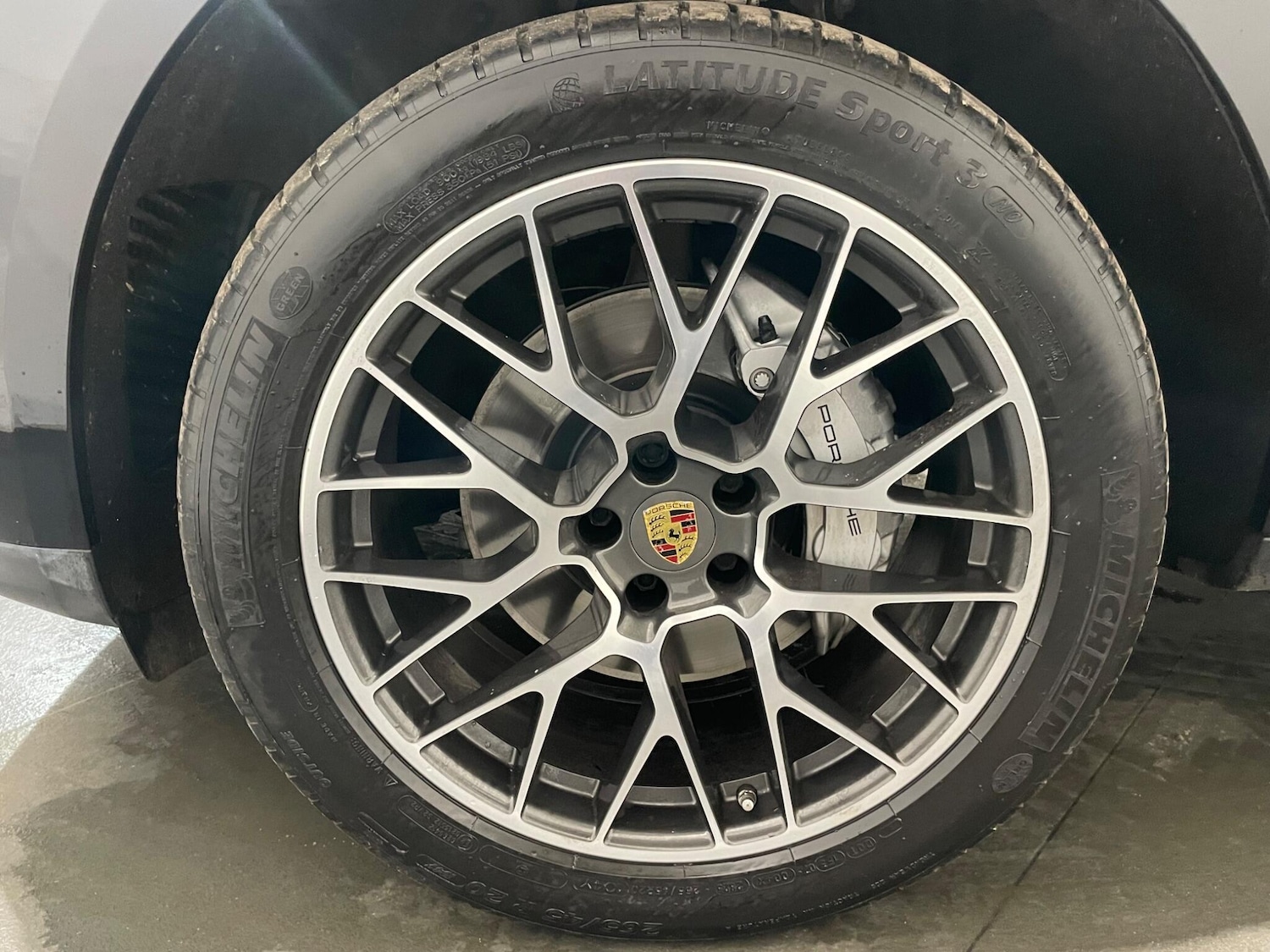 Used Porsche Macan 2017 for sale - 77940224: Photo 52