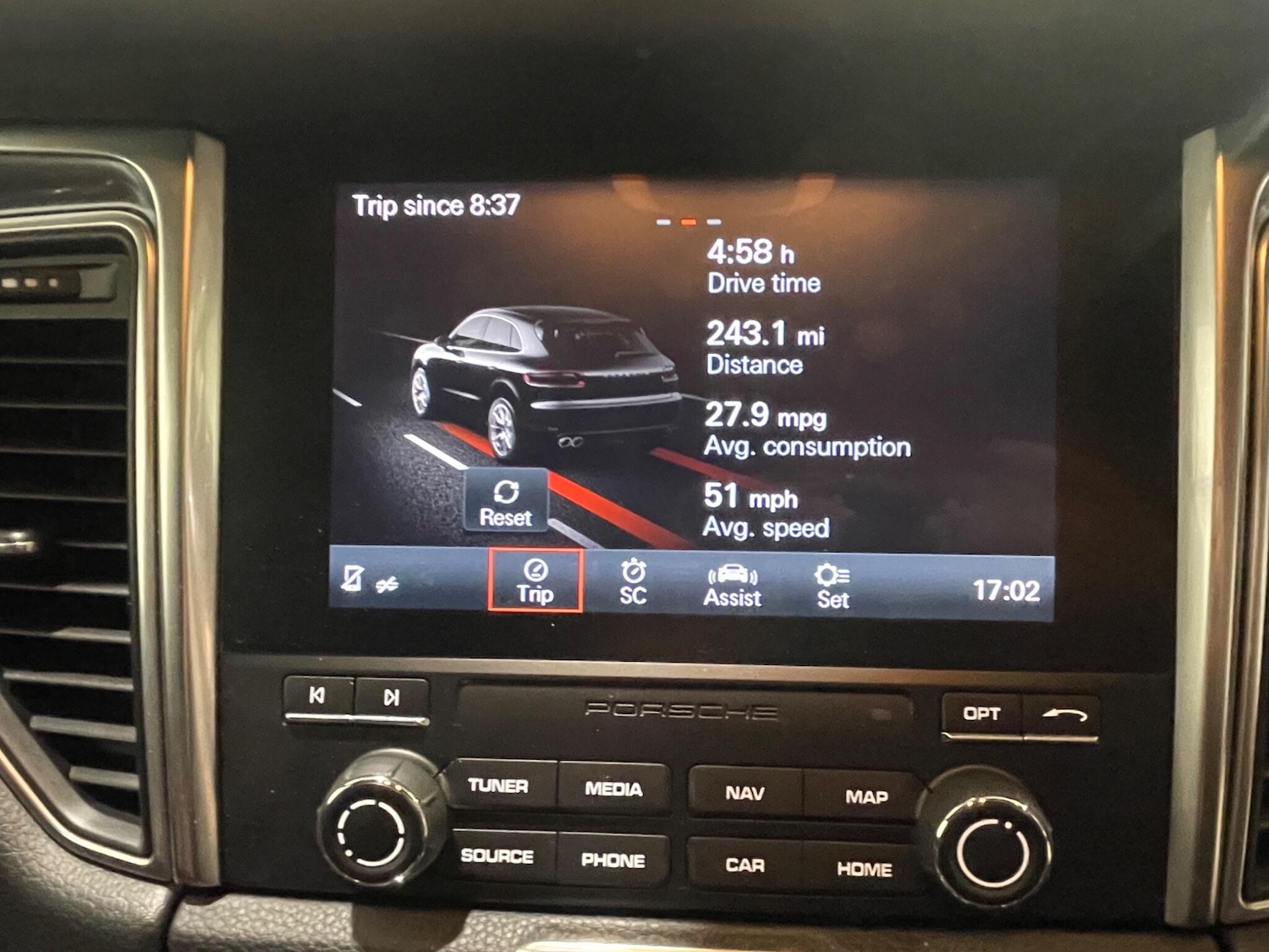 Used Porsche Macan 2017 for sale - 77940224: Photo 57