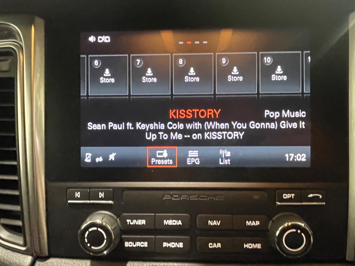 Used Porsche Macan 2017 for sale - 77940224: Photo 60