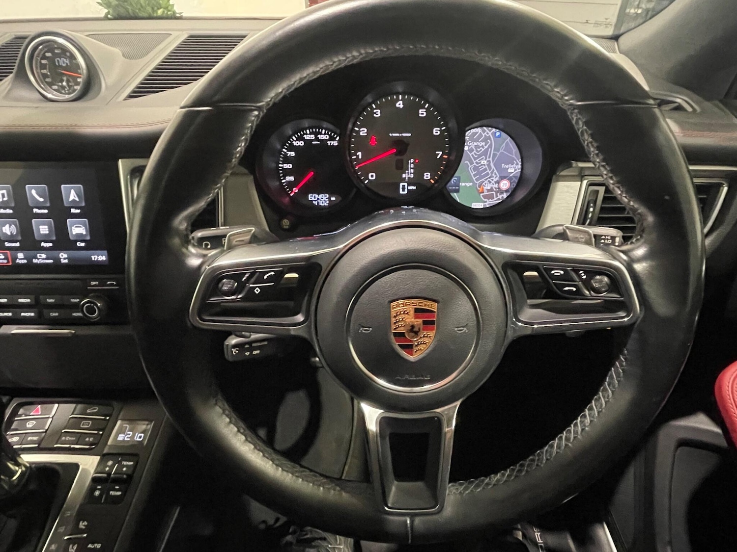 Used Porsche Macan 2017 for sale - 77940224: Photo 75