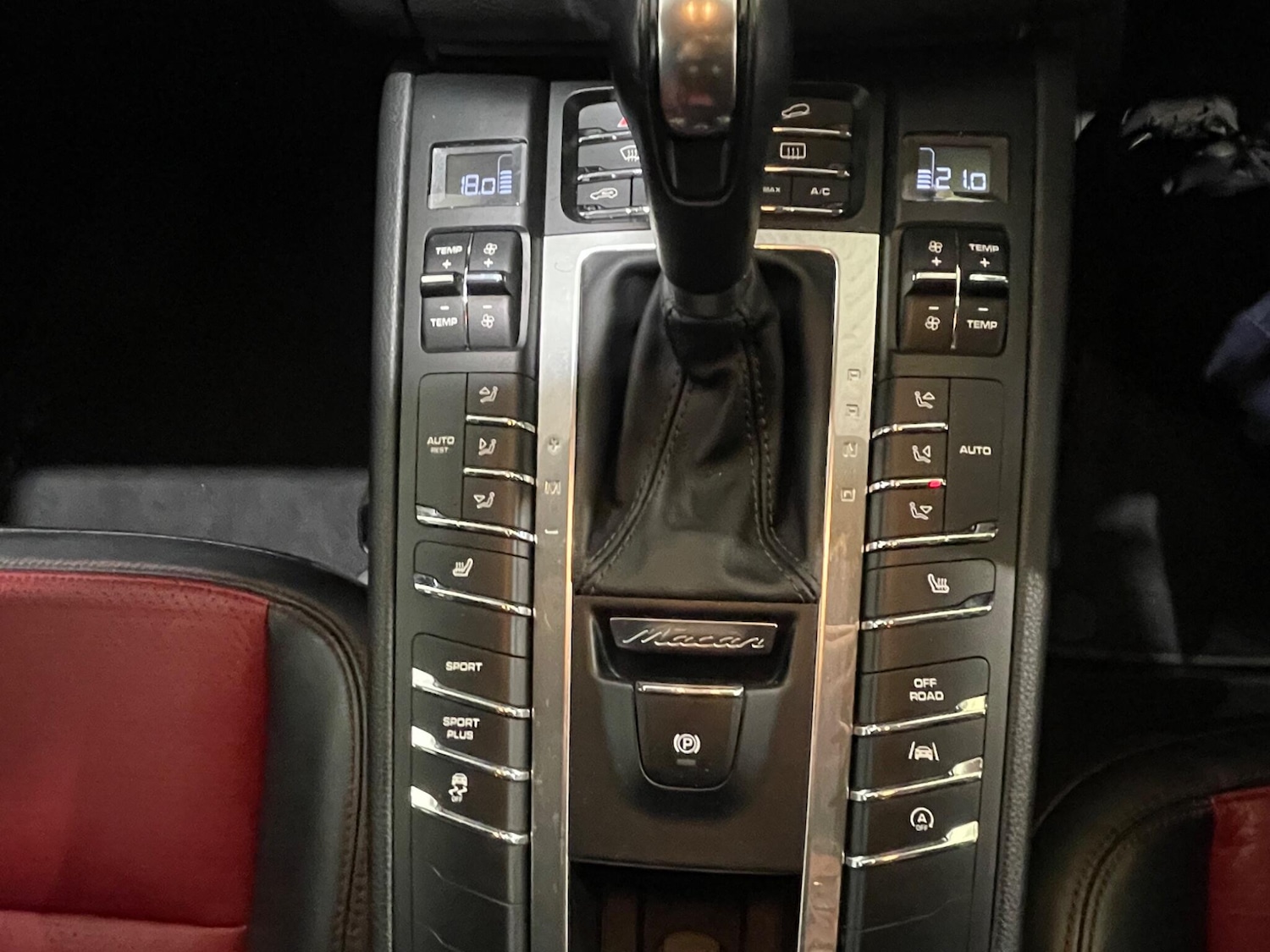 Used Porsche Macan 2017 for sale - 77940224: Photo 85