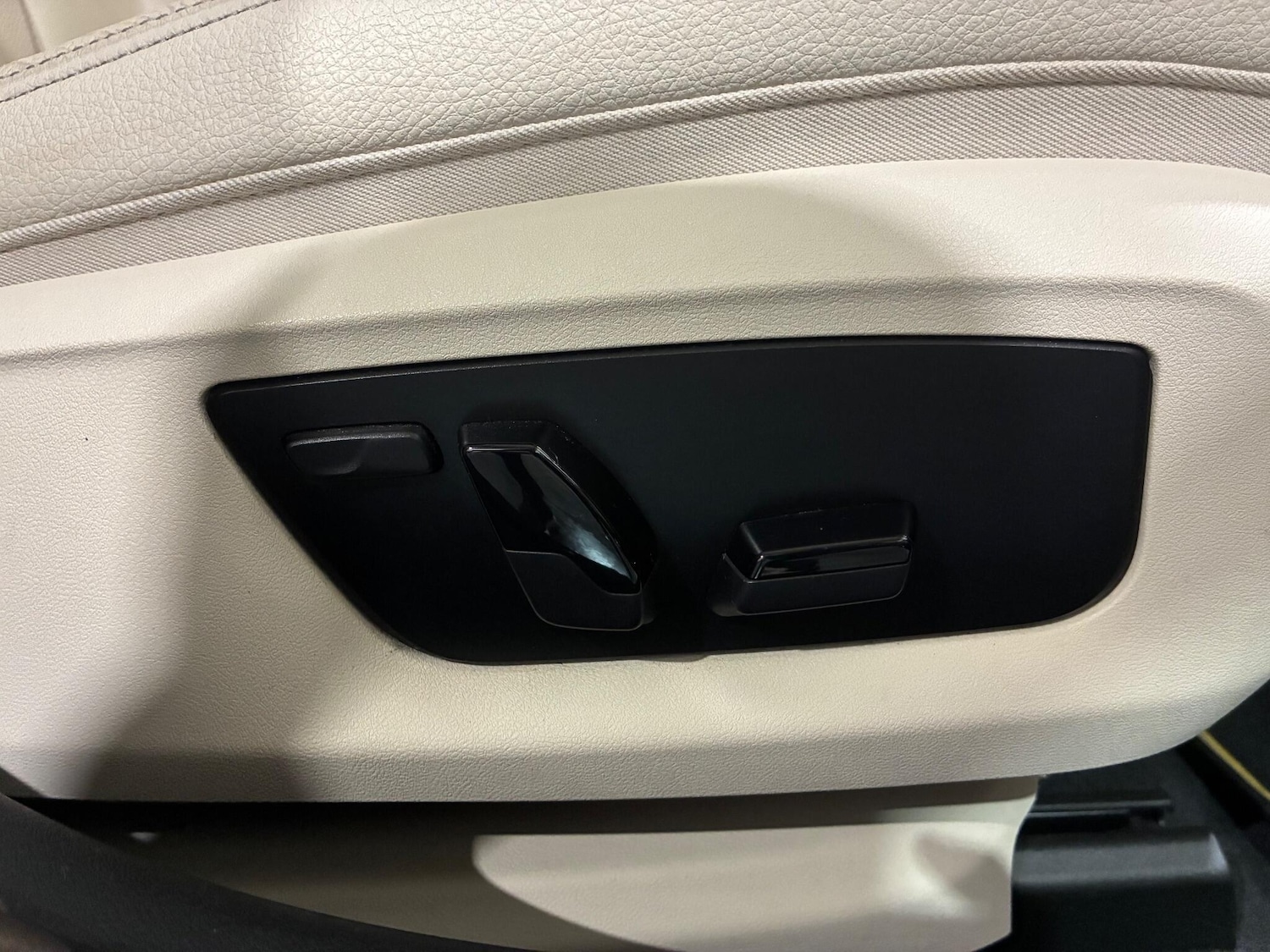 Used BMW 5 Series 2018 for sale - 76771950: Photo 30