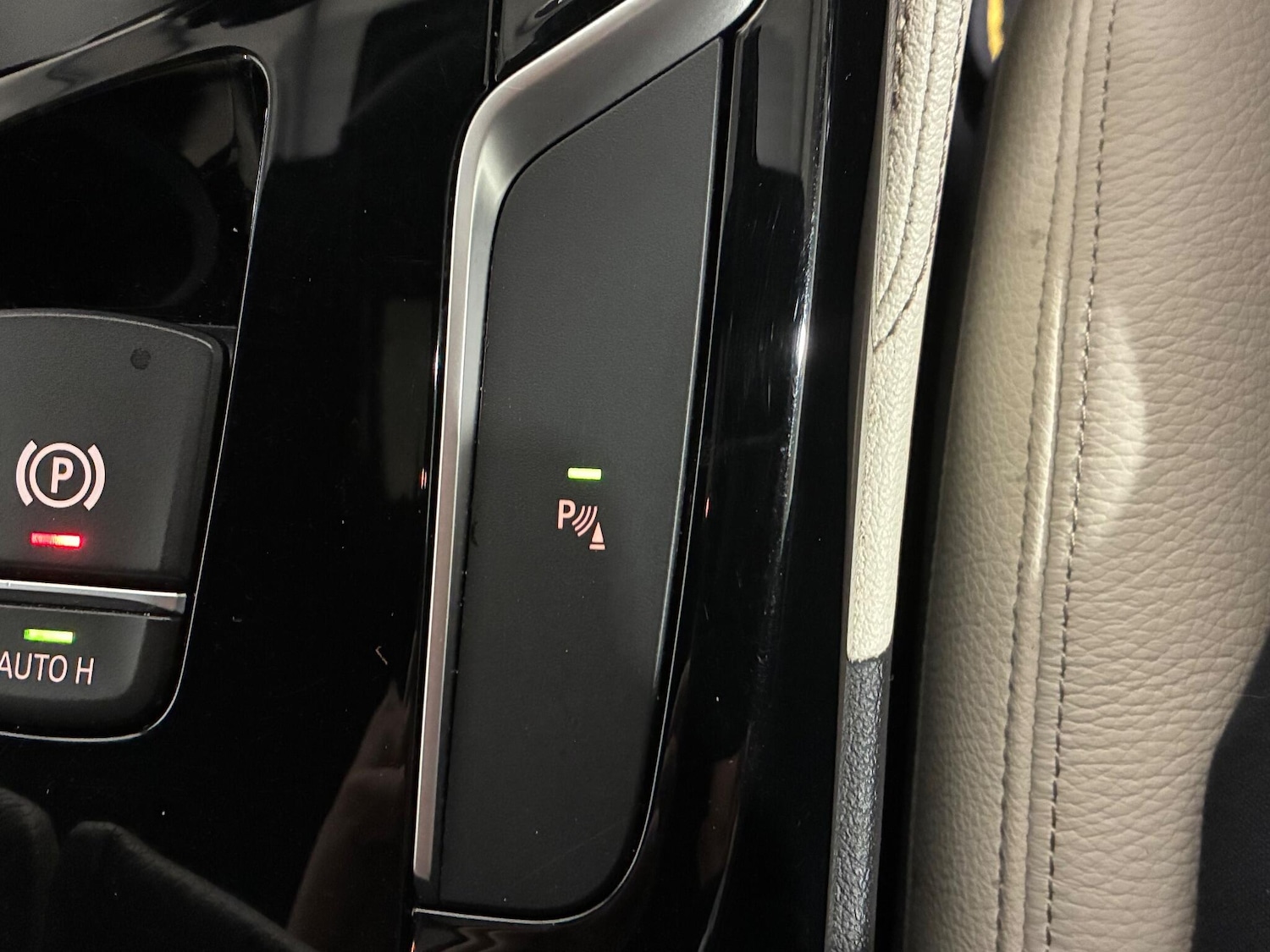 Used BMW 5 Series 2018 for sale - 76771950: Photo 38