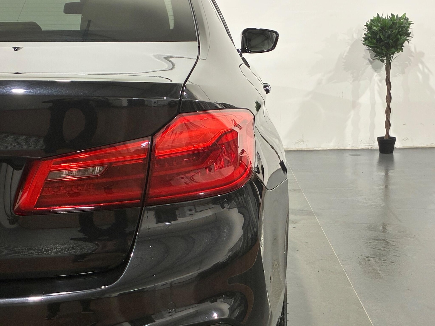 Used BMW 5 Series 2018 for sale - 76771950: Photo 54