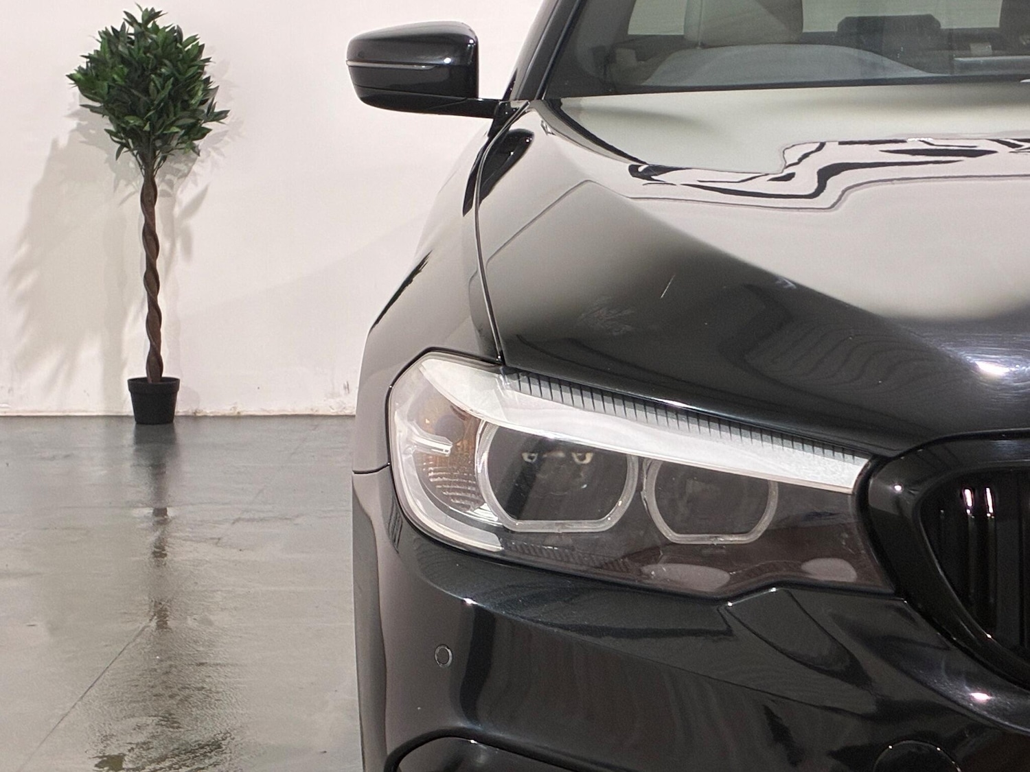 Used BMW 5 Series 2018 for sale - 76771950: Photo 57