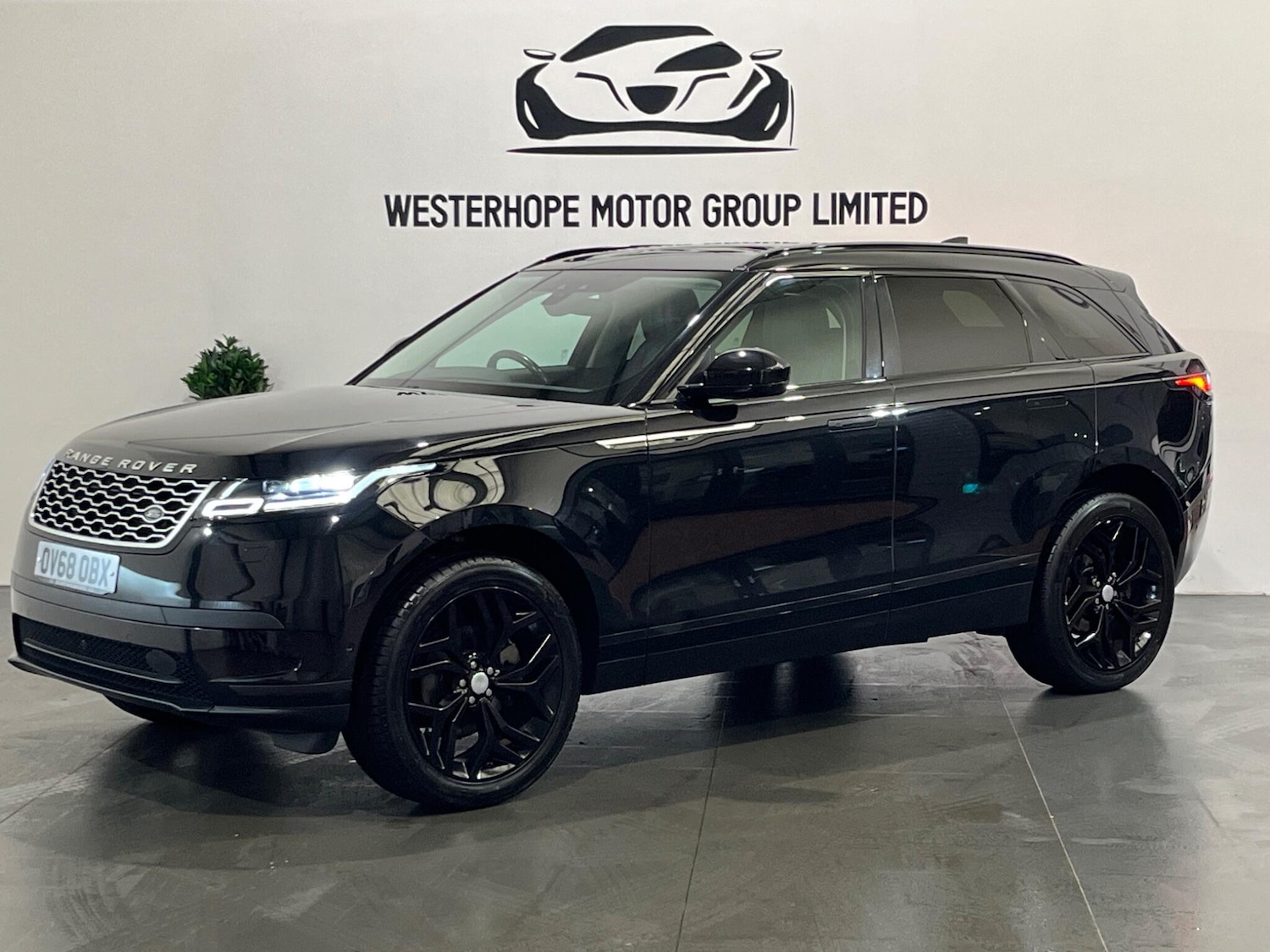 Used Land Rover Range Rover Velar 2018 for sale - 76993057: Photo 11