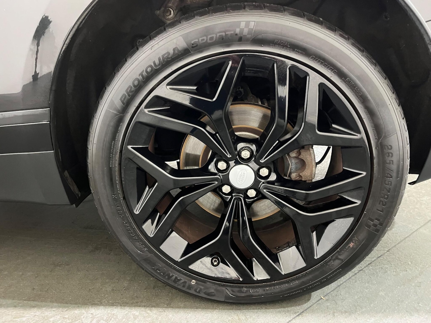 Used Land Rover Range Rover Velar 2018 for sale - 76993057: Photo 42