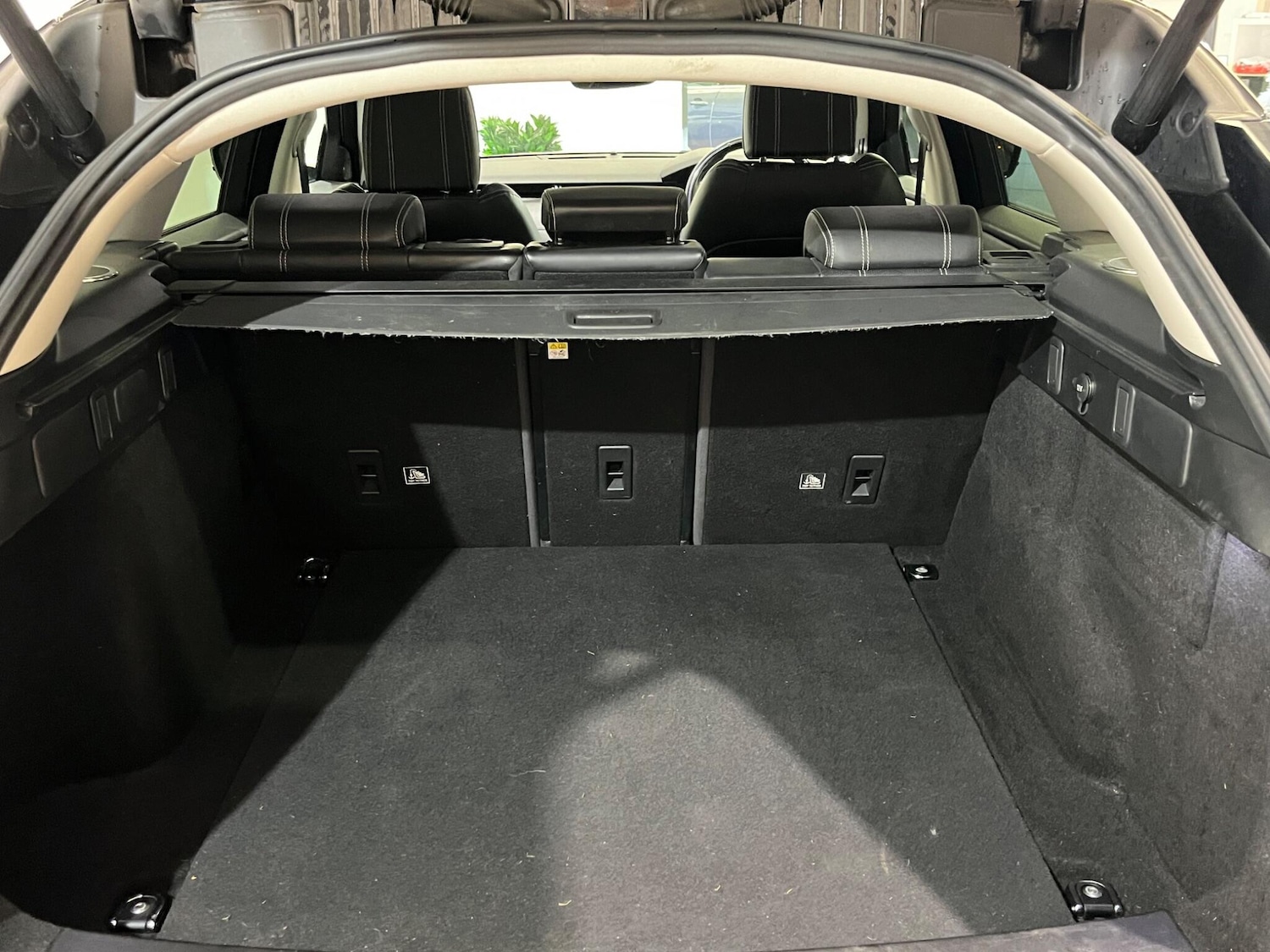 Used Land Rover Range Rover Velar 2018 for sale - 76993057: Photo 60