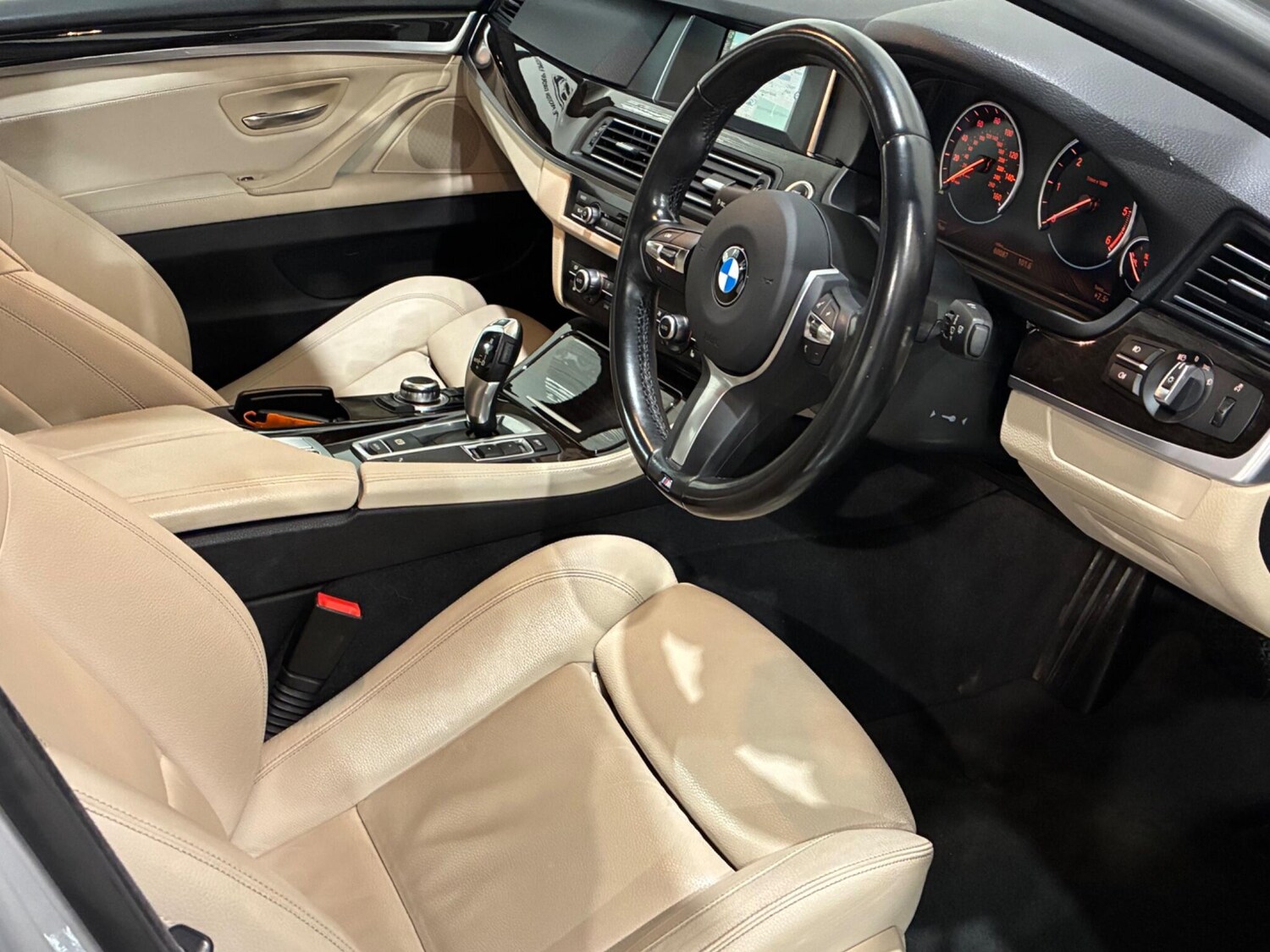 Used BMW 5 Series 2014 for sale - 77331473: Photo 26