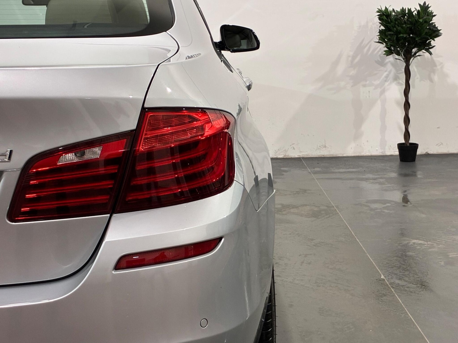 Used BMW 5 Series 2014 for sale - 77331473: Photo 52