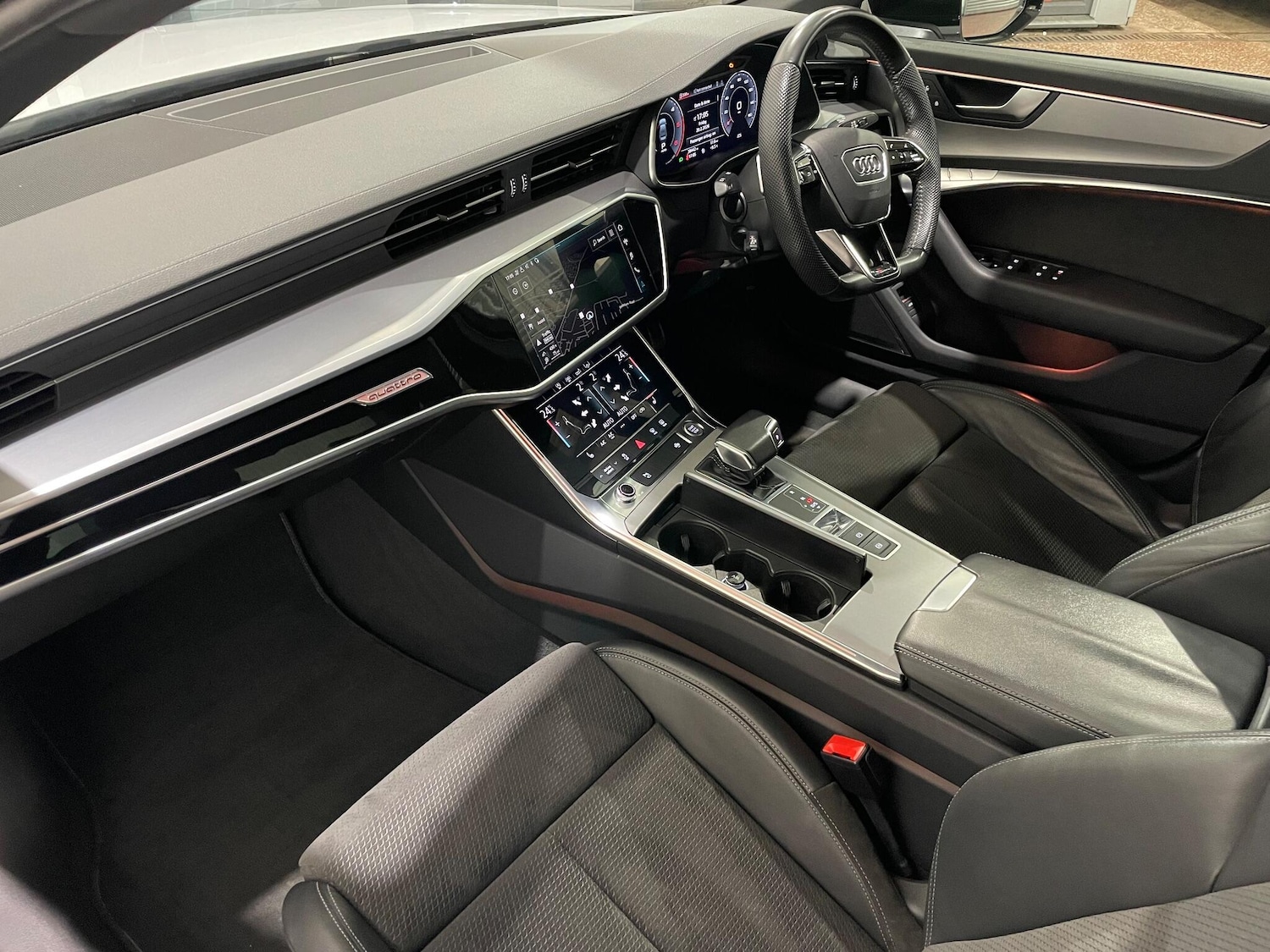 Used Audi A6 Saloon for sale - 77625549: Photo 32