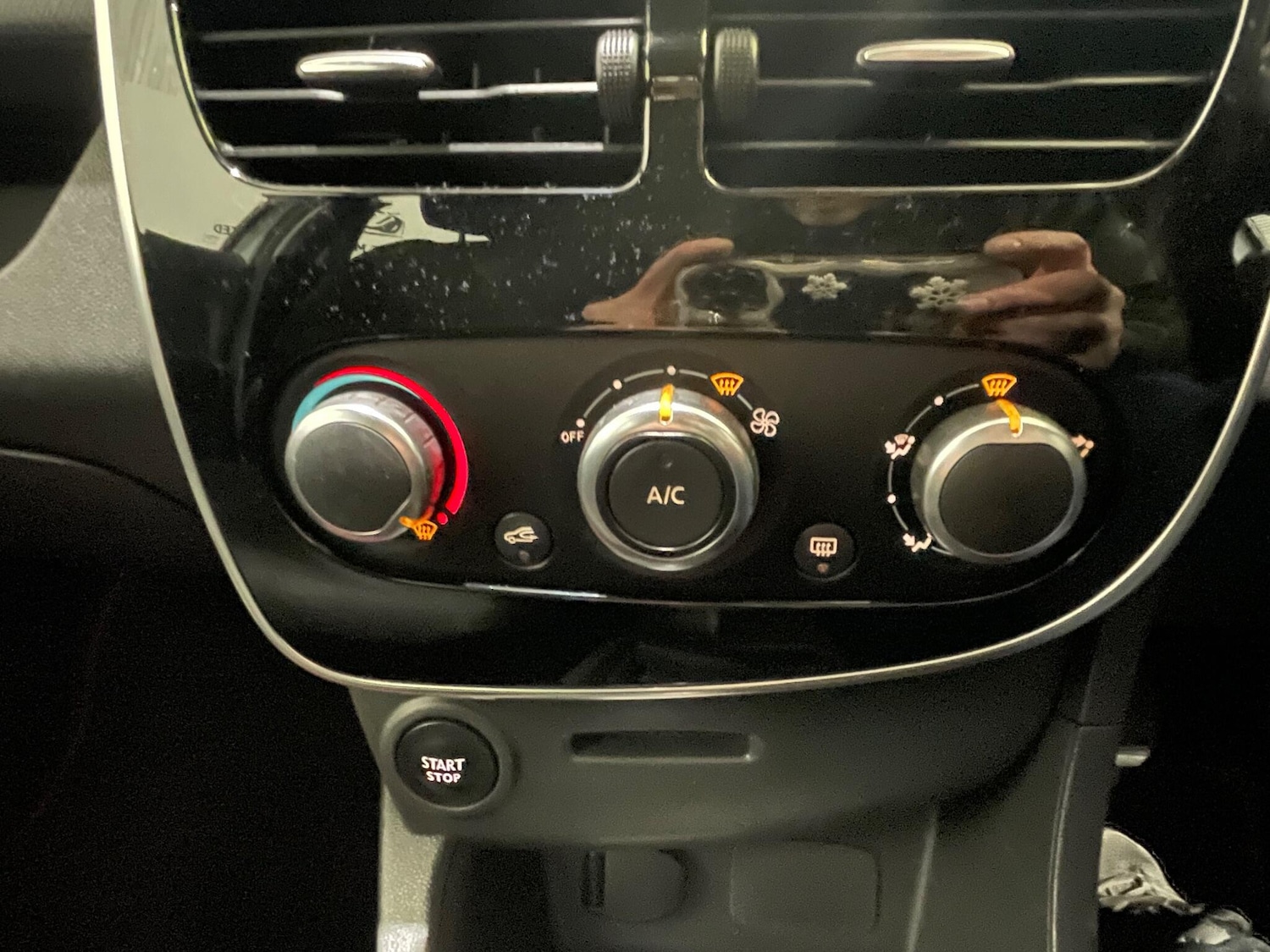 Used Renault Clio 2016 for sale - 77892501: Photo 25