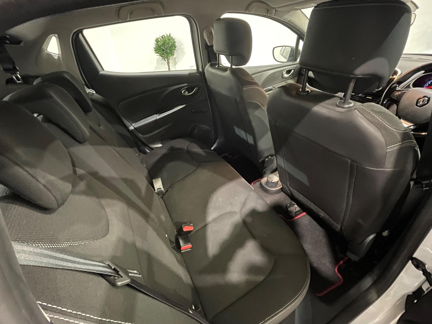 Used Renault Clio 2016 for sale - 77892501: Photo 26