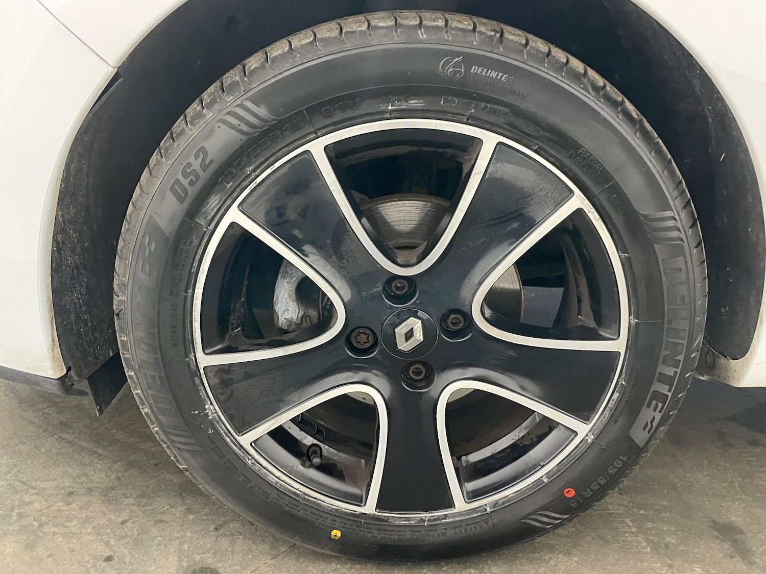 Used Renault Clio 2016 for sale - 77892501: Photo 40