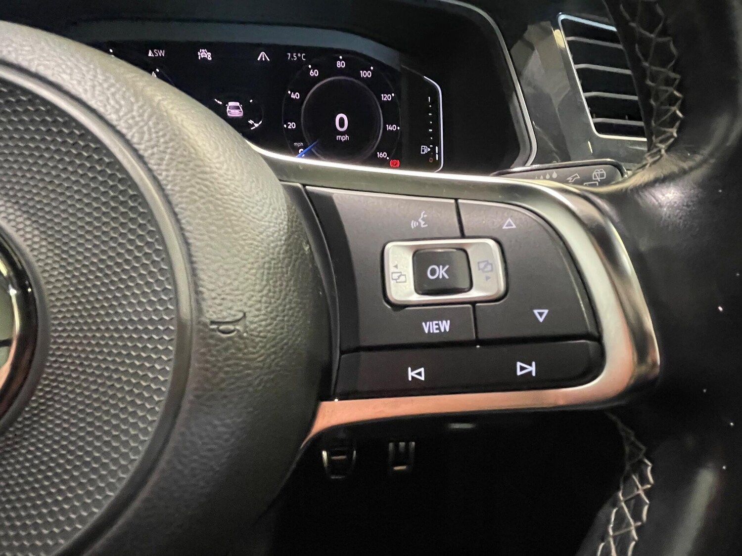 Used Volkswagen Tiguan for sale - 77883520: Photo 32