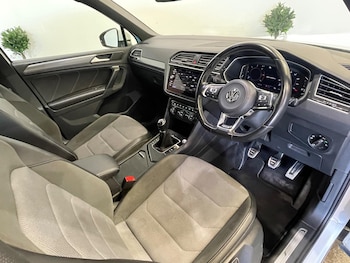 Used Volkswagen Tiguan 2020 for sale - 77883520: Photo