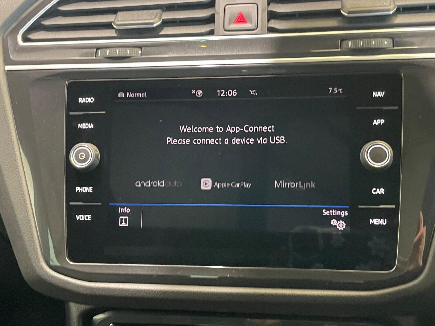 Used Volkswagen Tiguan for sale - 77883520: Photo 58