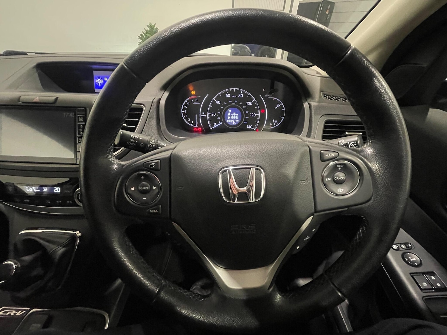 Used Honda CR-V 2017 for sale - 77684394: Photo 49