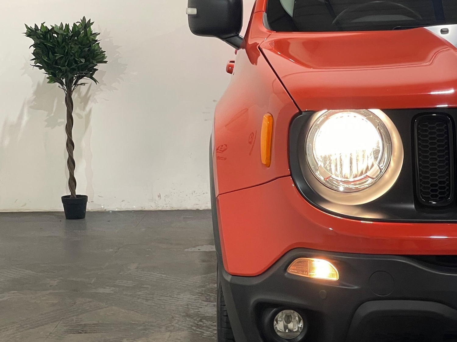 Used Jeep Renegade 2017 for sale - 77958439: Photo 54