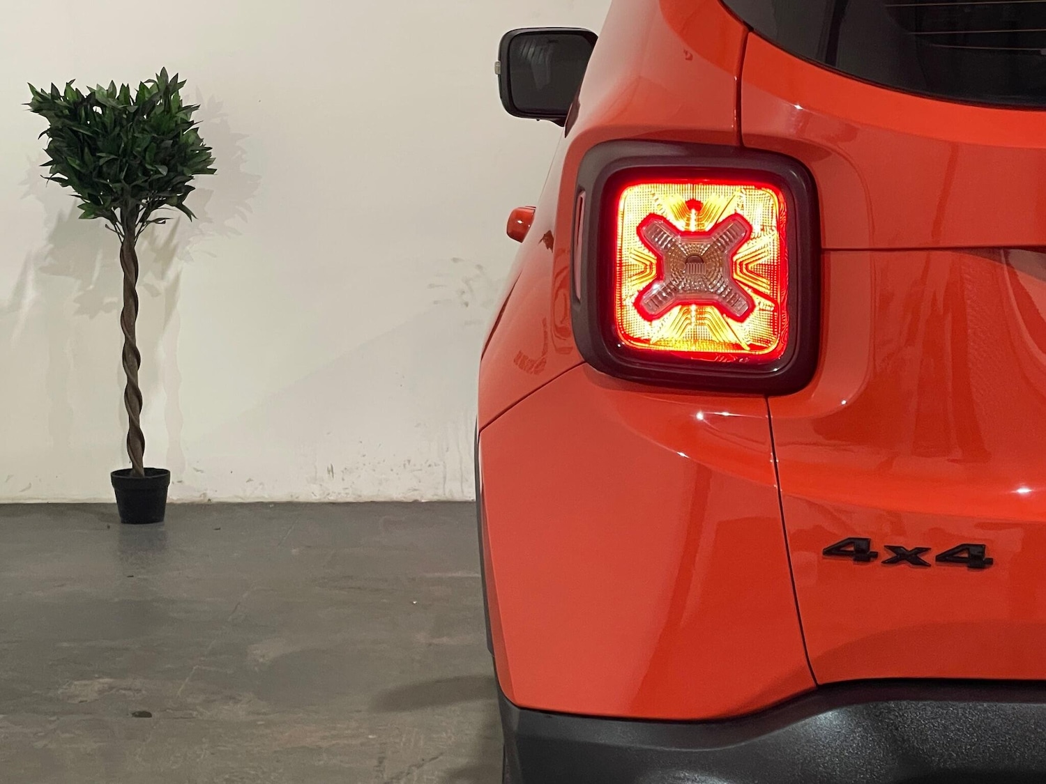 Used Jeep Renegade 2017 for sale - 77958439: Photo 60