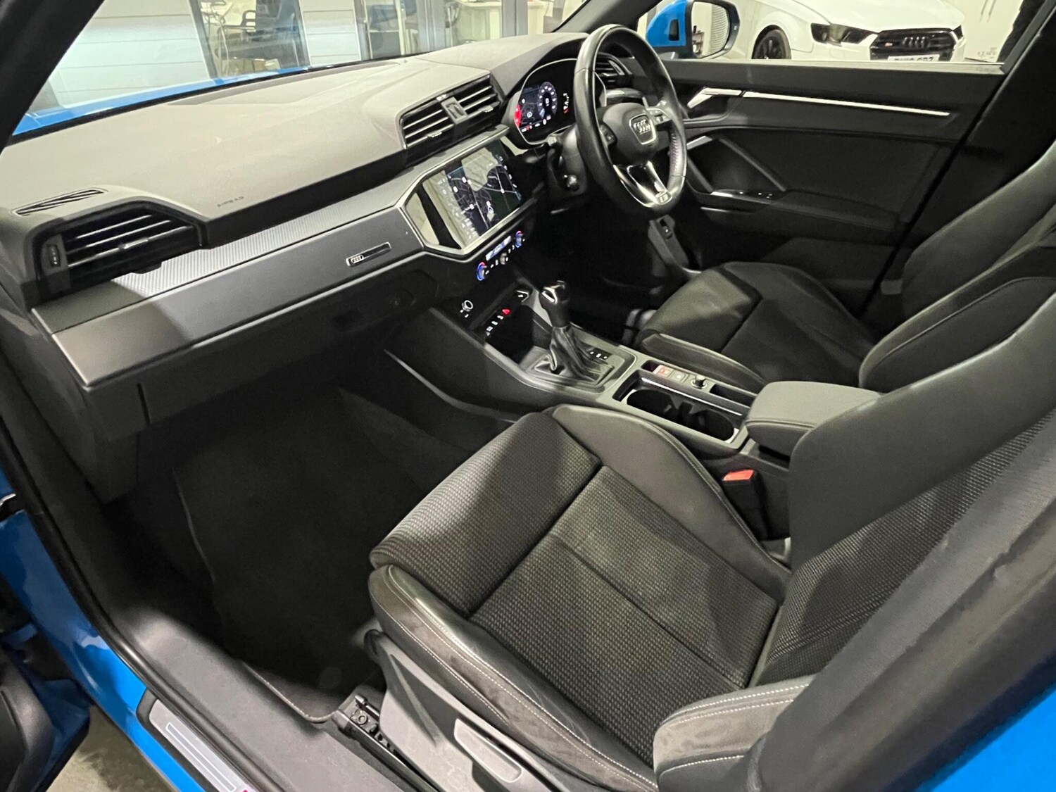 Used Audi Q3 2020 for sale - 77376028: Photo 65