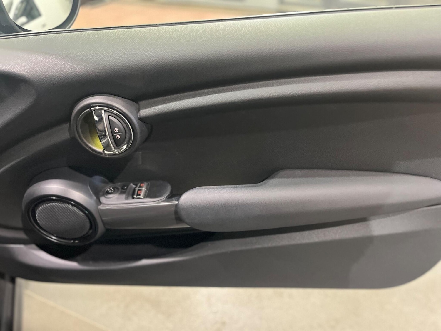 Used MINI Hatch 2017 for sale - 76377206: Photo 42