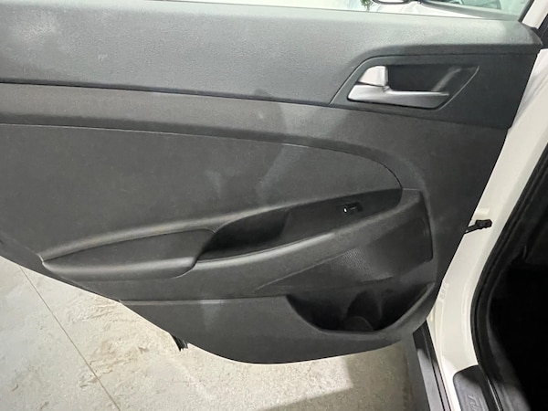 Used Hyundai TUCSON 2016 for sale - 76317904: Photo 28