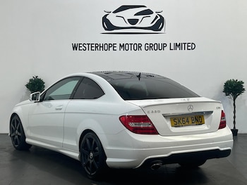 Used Mercedes-Benz C-Class 2014 for sale - 76121608: Photo