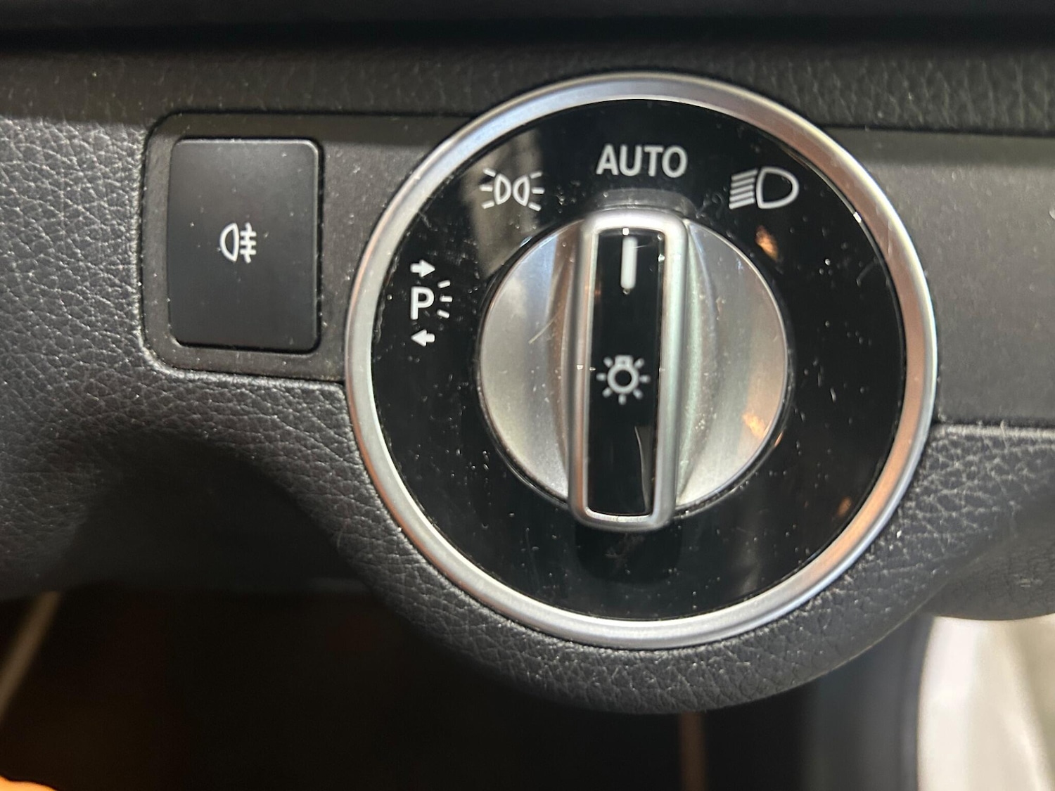 Used Mercedes-Benz C-Class 2014 for sale - 76121608: Photo 34