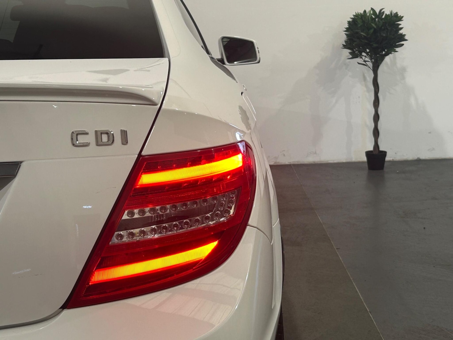 Used Mercedes-Benz C-Class 2014 for sale - 76121608: Photo 60
