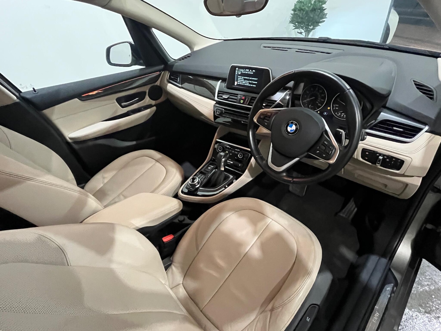 Used BMW 2 Series 2017 for sale - 76743074: Photo 3