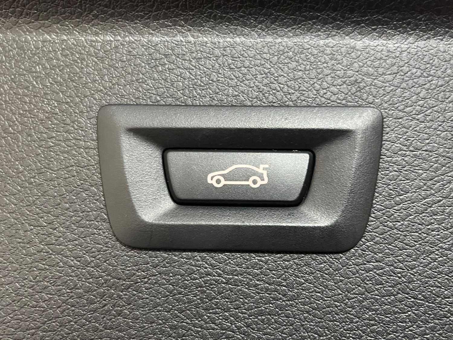 Used BMW 2 Series 2017 for sale - 76743074: Photo 40