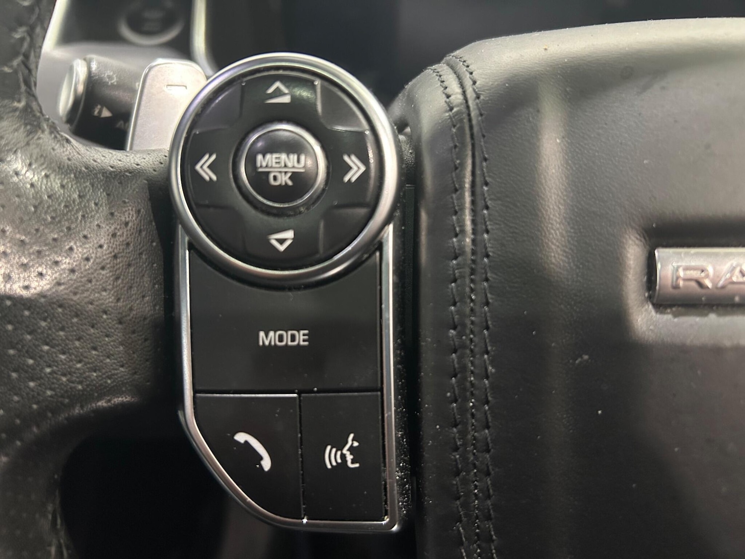 Used Land Rover Range Rover Sport 2017 for sale - 76239049: Photo 33